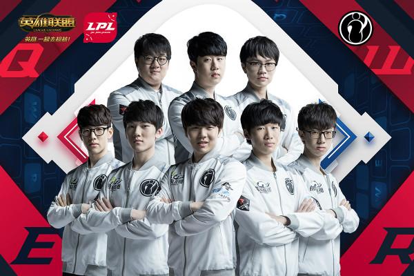 崭露头角并 崭露头角并