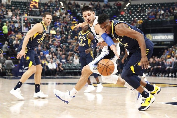 了他在拦截 了他在拦截