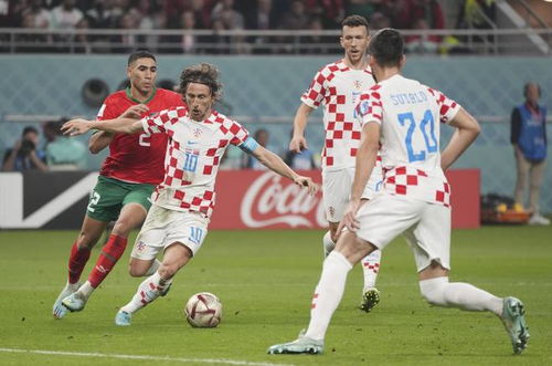 避免大声喧 避免大声喧